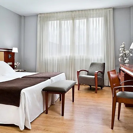 Готель Abba Euskalduna 4*