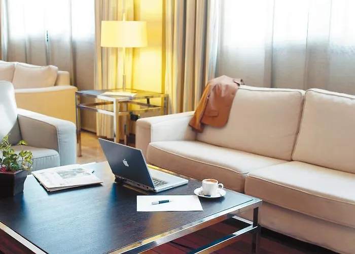 Abba Euskalduna 酒店 4*